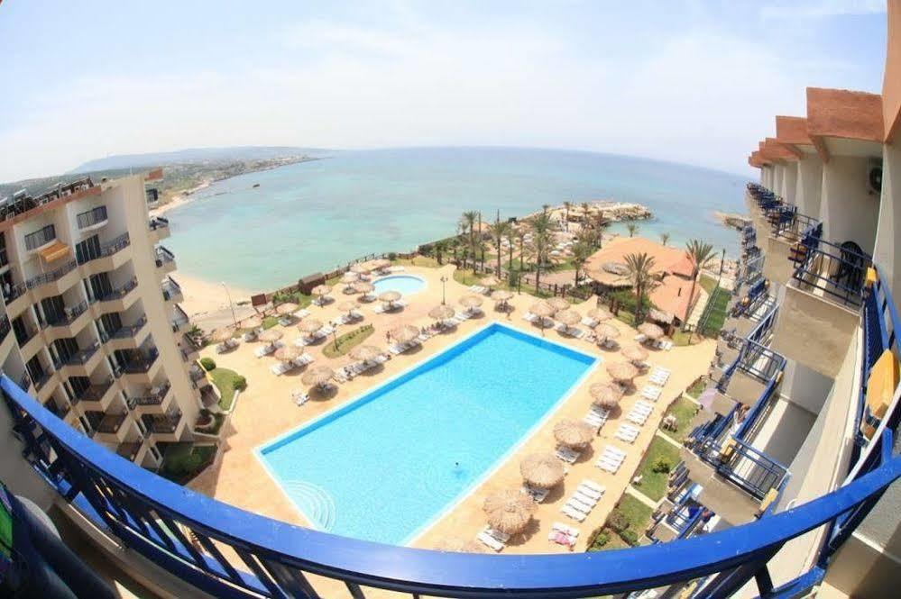 Sawary Beach Hotel Batroûn Esterno foto